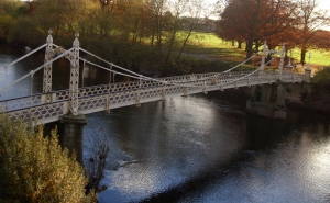 photo victoria footbridge